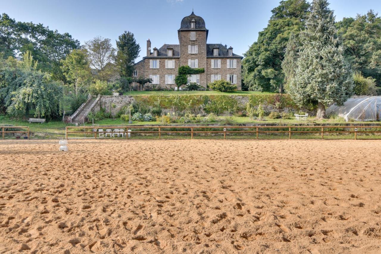 Le Domaine De Linars - L'Aile Du Chateau Villa Le Truel Esterno foto