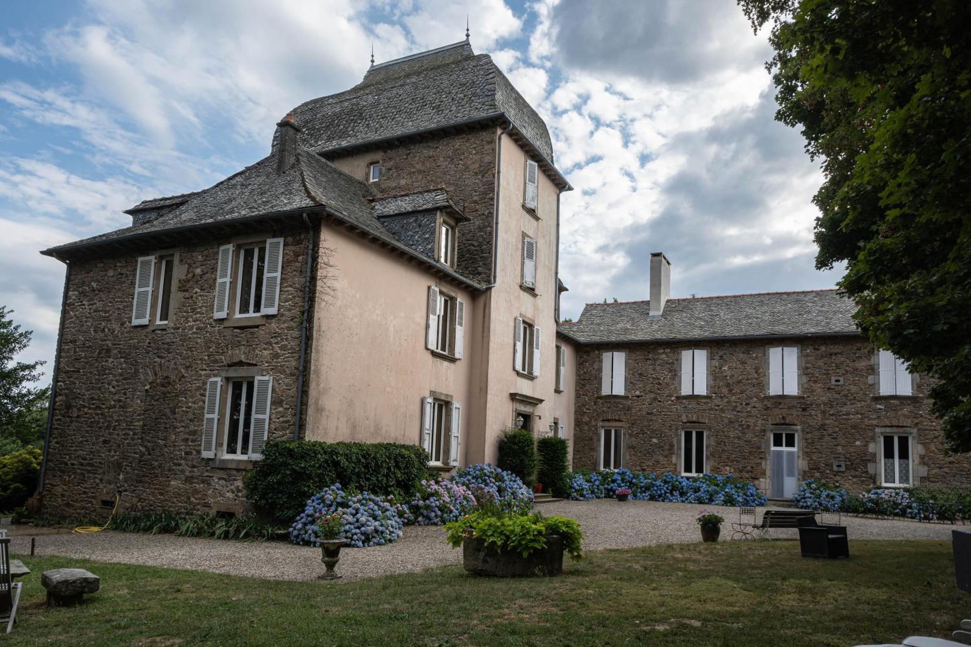 Le Domaine De Linars - L'Aile Du Chateau Villa Le Truel Esterno foto